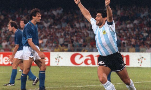 Momen Unik: Gol Legendaris Dan Kontroversial Diego Maradona