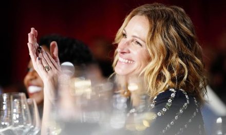 Julia Roberts Mencapai Puncak Ketenaran Yang Spektakuler