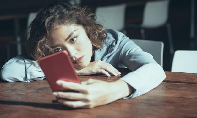 Capek Di Ghosting: Alasan Kamu Susah Move On