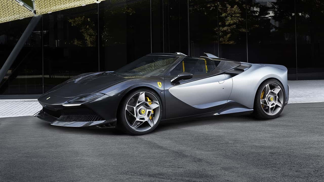 Ferrari SP 8